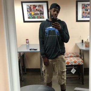 Meet your Posher, Clarence